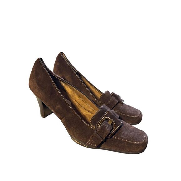 Aerosoles Brown Suede Size 10 Buckle Detail Womens Heels - Picture 2 of 11